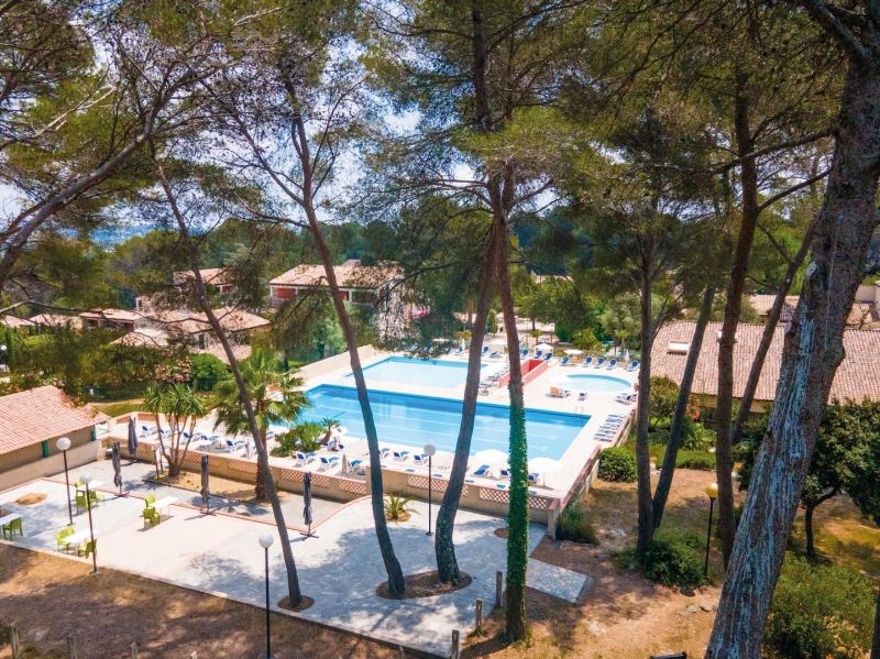 CÔTE D’AZUR - PROVENCE - Côte d’Azur &amp; Riviera italienne - p.54-55