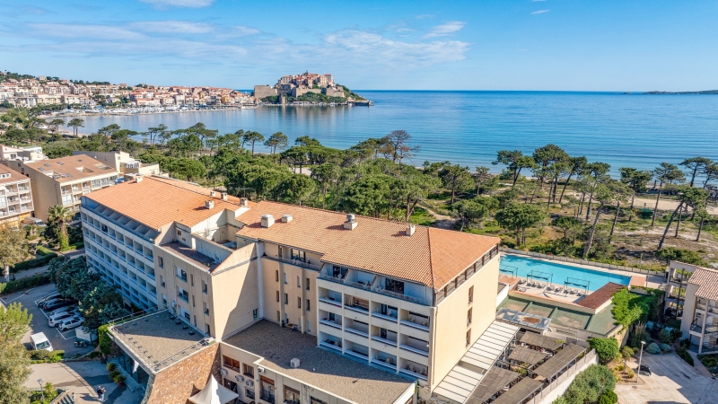 CORSE - Calvi - Cité Génoise - p.42-43